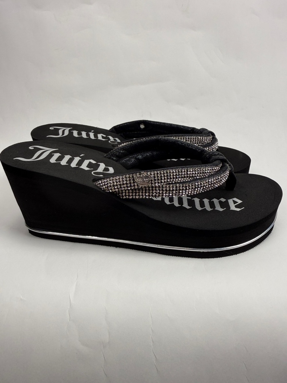 Juicy Couture Black Wedge Pkatform Sandals with Silver Rhinestone Straps Size 6 - Picture 8 of 13